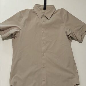 Lululemon Wovenair Tan Casual Button Down Shirt NWOT
